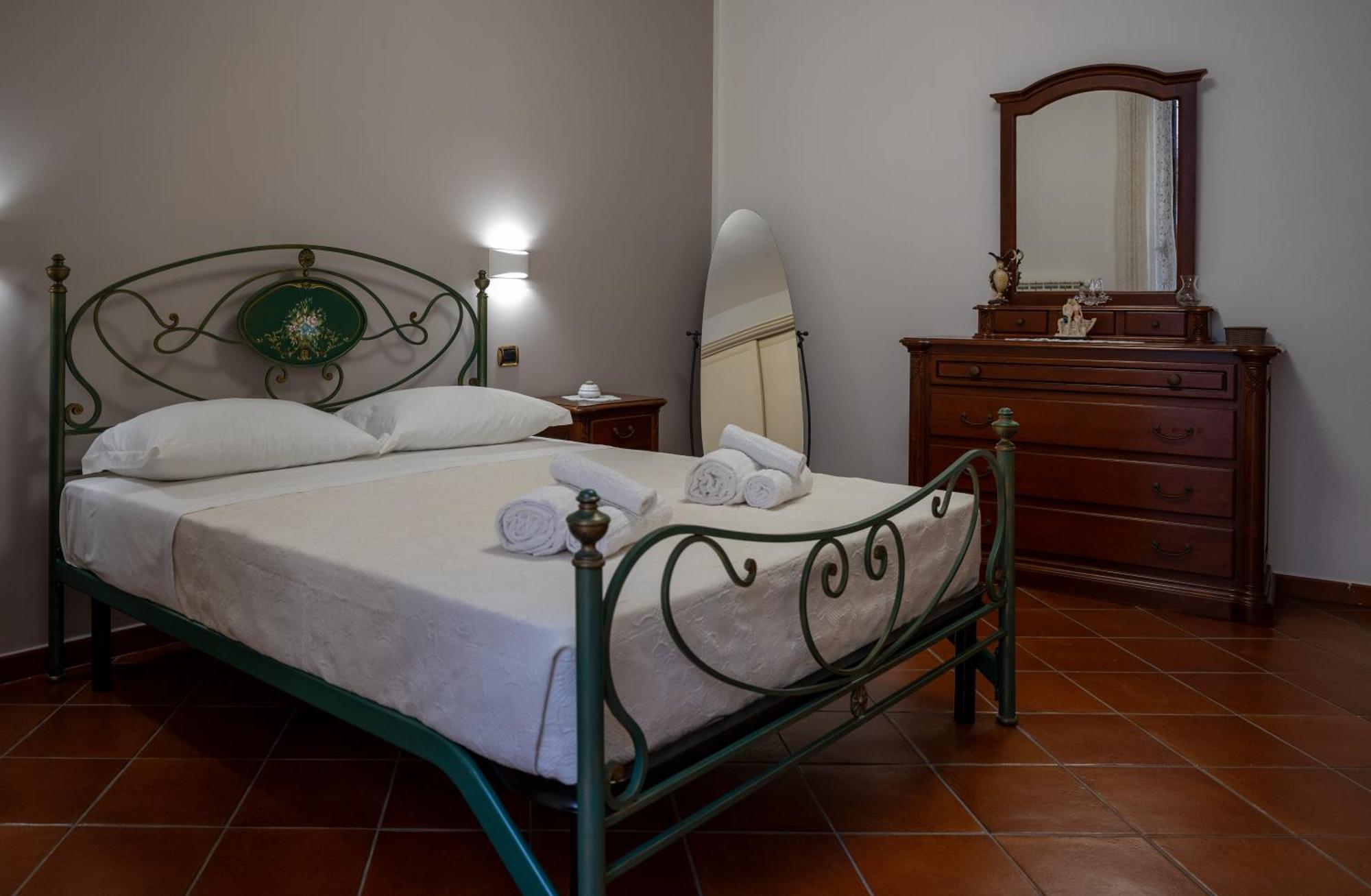 Casa Vacanze Tramonto Alla Marina Чефалу Екстериор снимка
