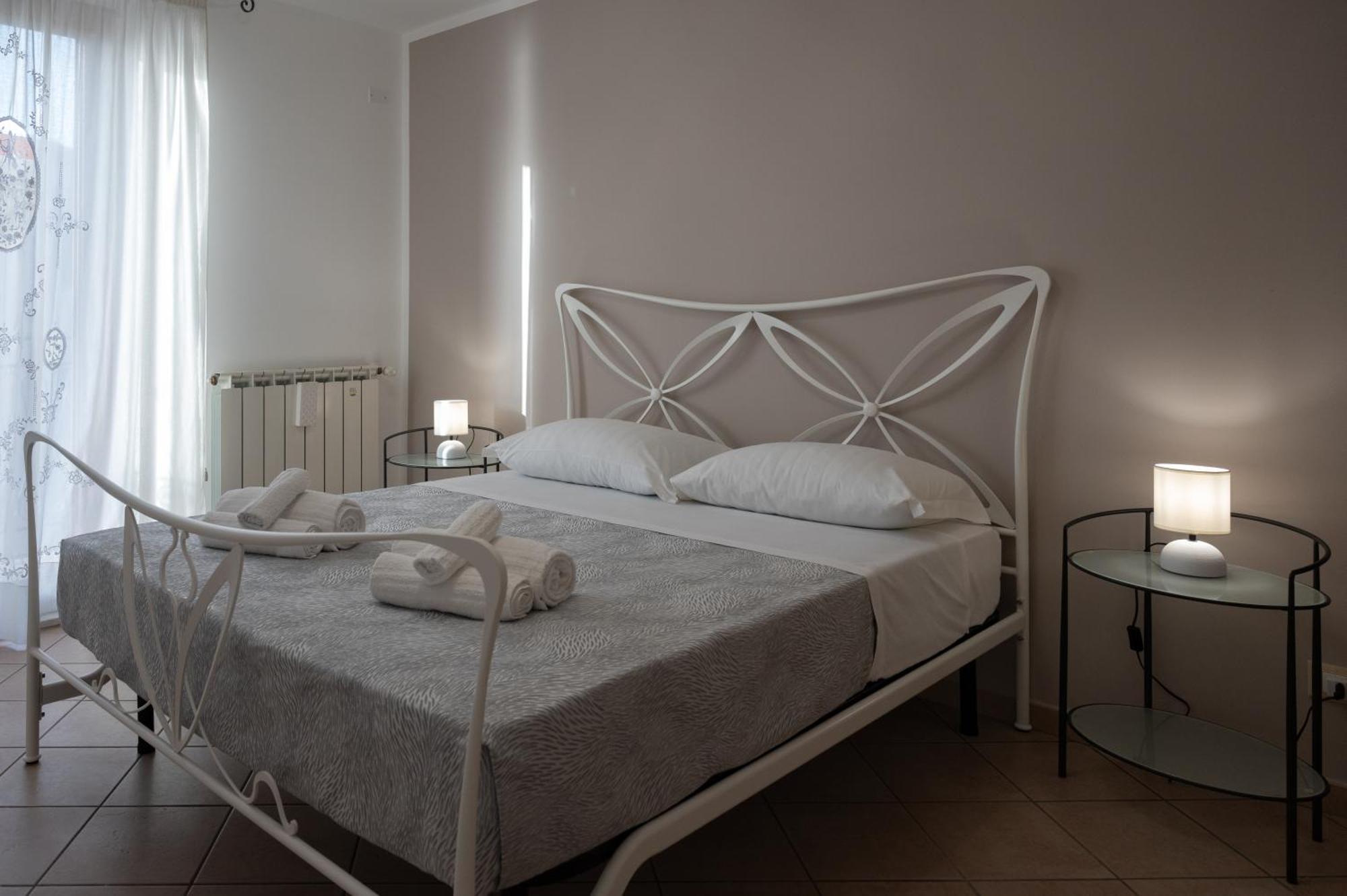 Casa Vacanze Tramonto Alla Marina Чефалу Екстериор снимка