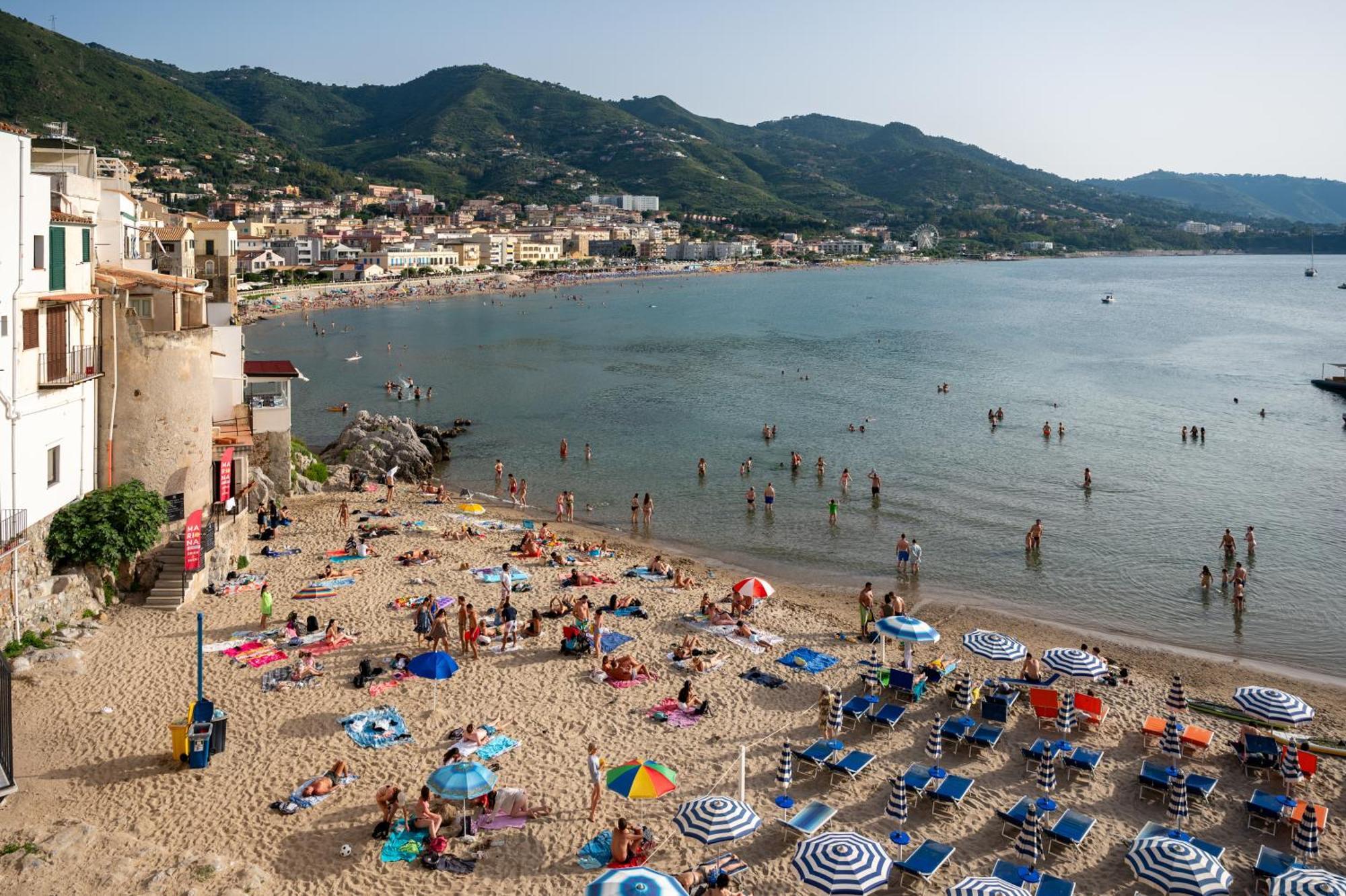 Casa Vacanze Tramonto Alla Marina Чефалу Екстериор снимка