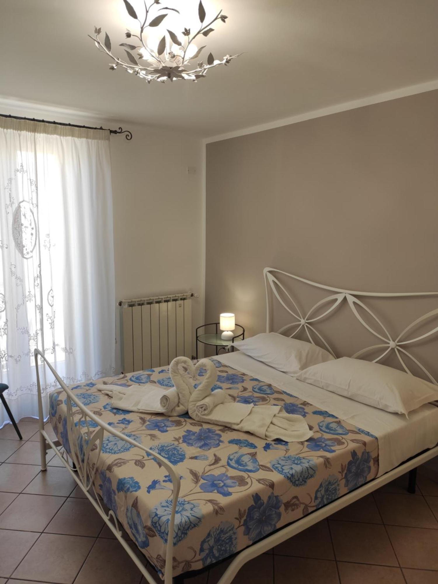 Casa Vacanze Tramonto Alla Marina Чефалу Екстериор снимка